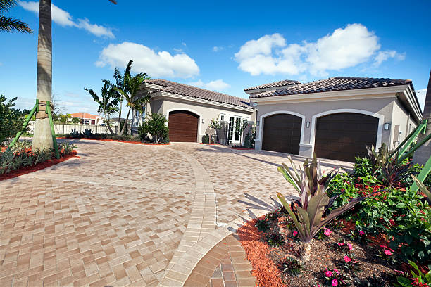 Best Local Driveway Pavers  in Wardsville, MO